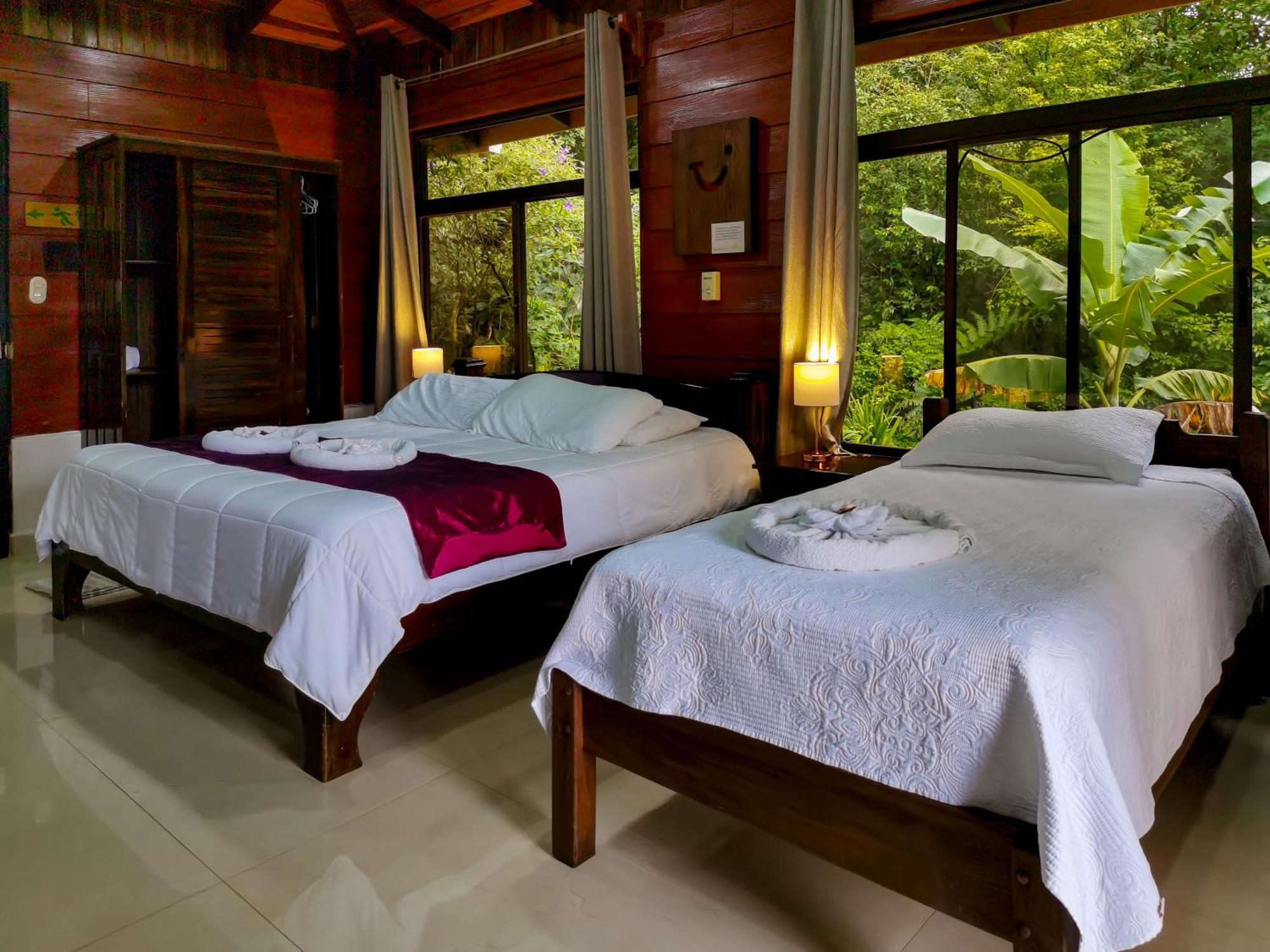 Heliconias Rainforest Lodge Bijagua Exterior photo