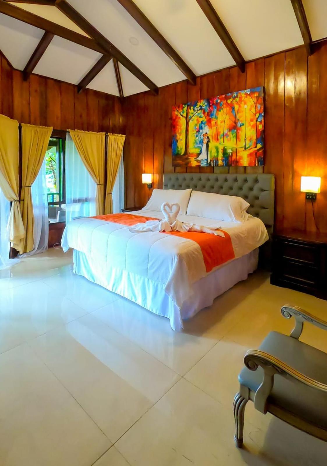 Heliconias Rainforest Lodge Bijagua Exterior photo