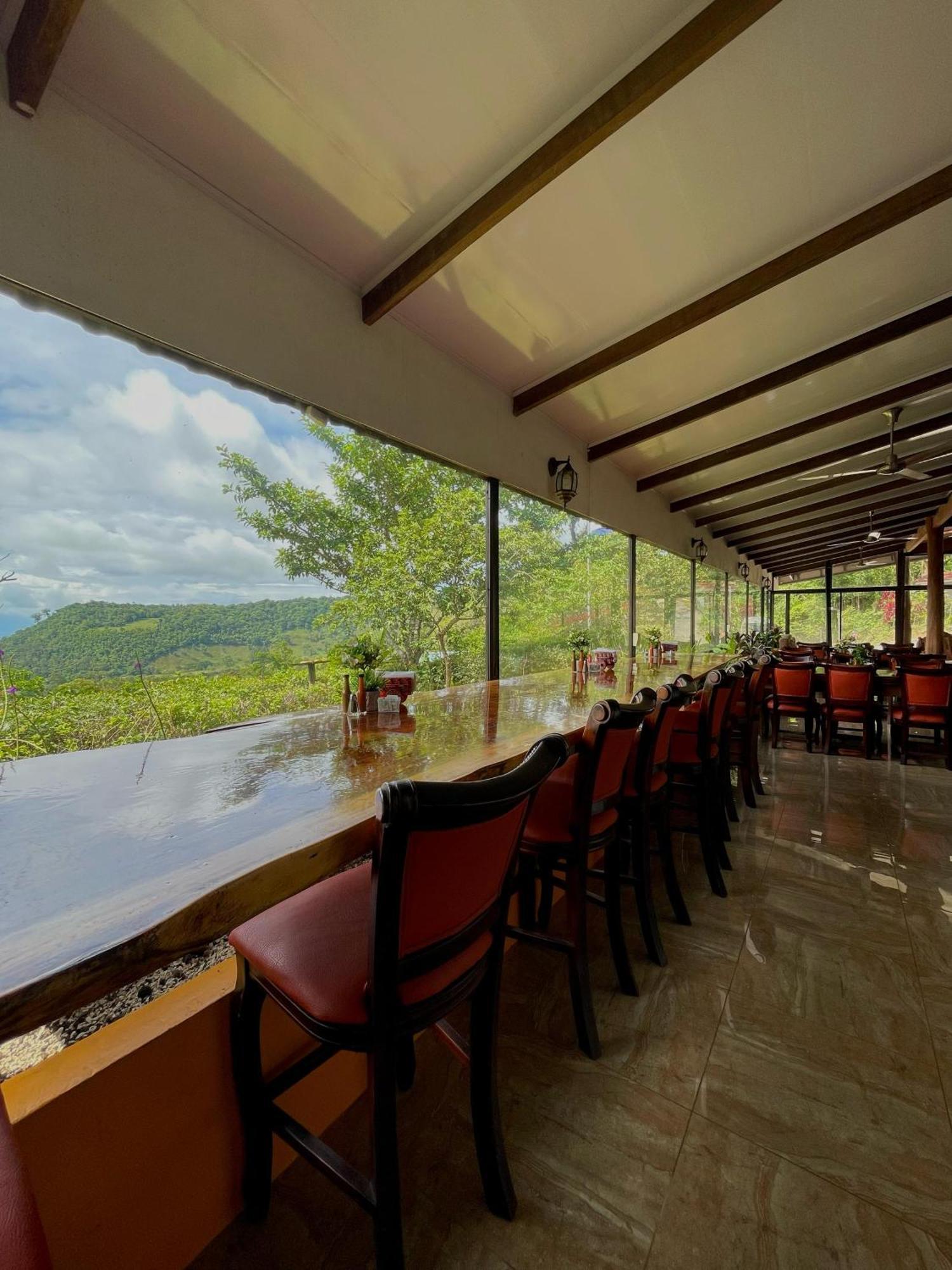 Heliconias Rainforest Lodge Bijagua Exterior photo