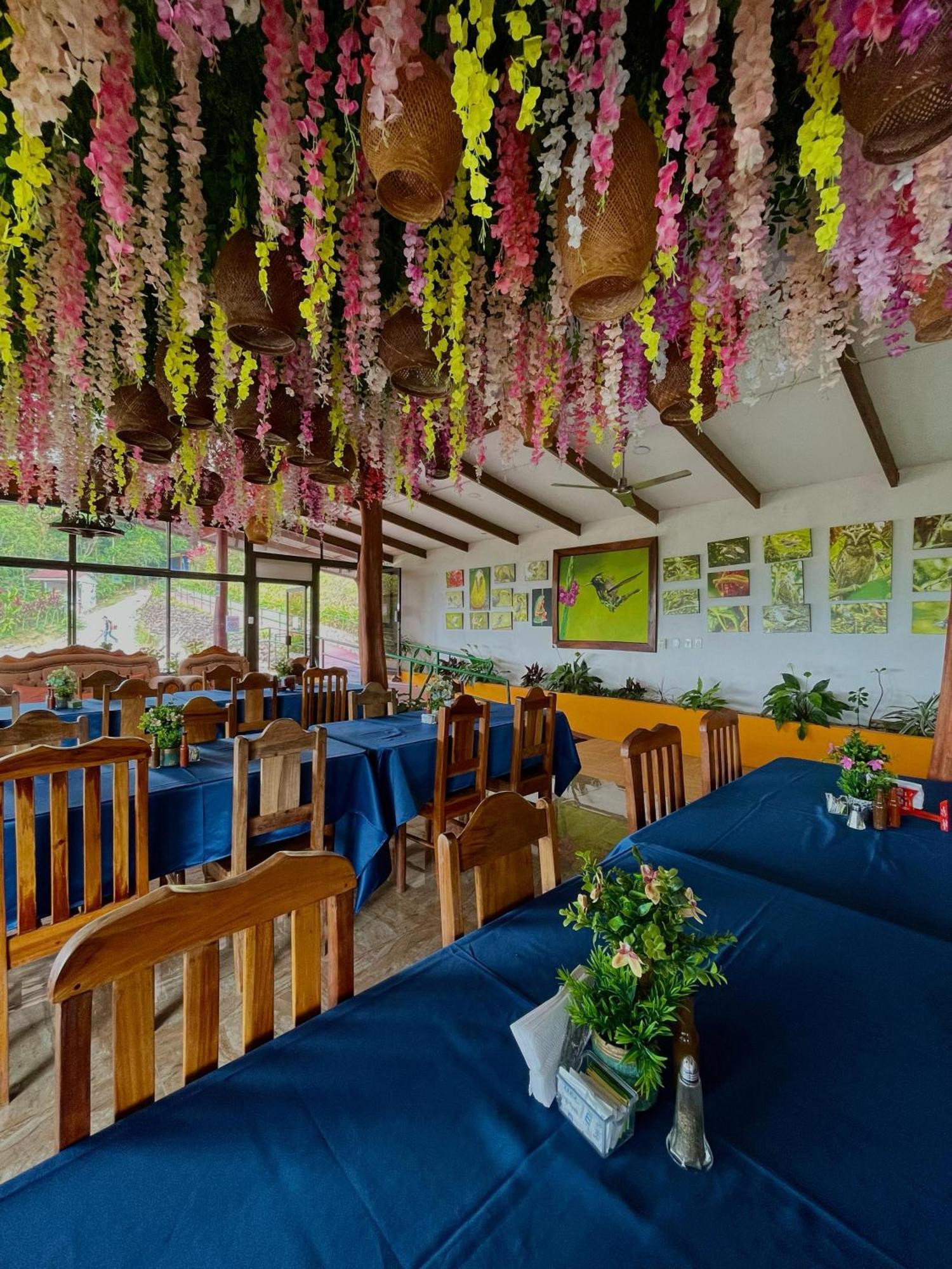 Heliconias Rainforest Lodge Bijagua Exterior photo